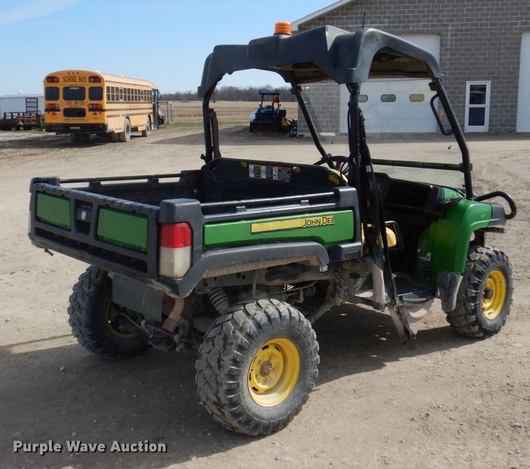 image for item MU9534 2011 John Deere  utility vehicle