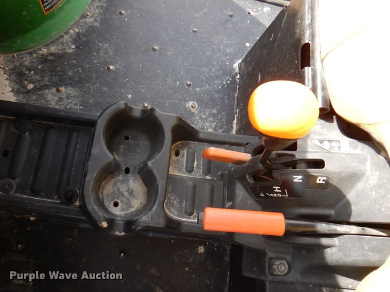 image for item MU9534 2011 John Deere  utility vehicle