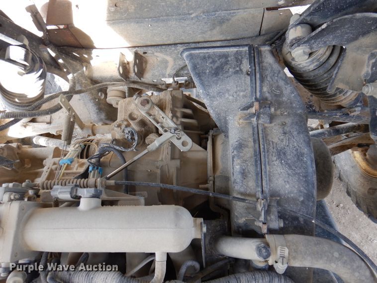 image for item MU9534 2011 John Deere  utility vehicle