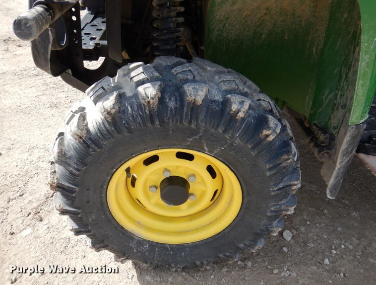 image for item MU9534 2011 John Deere  utility vehicle