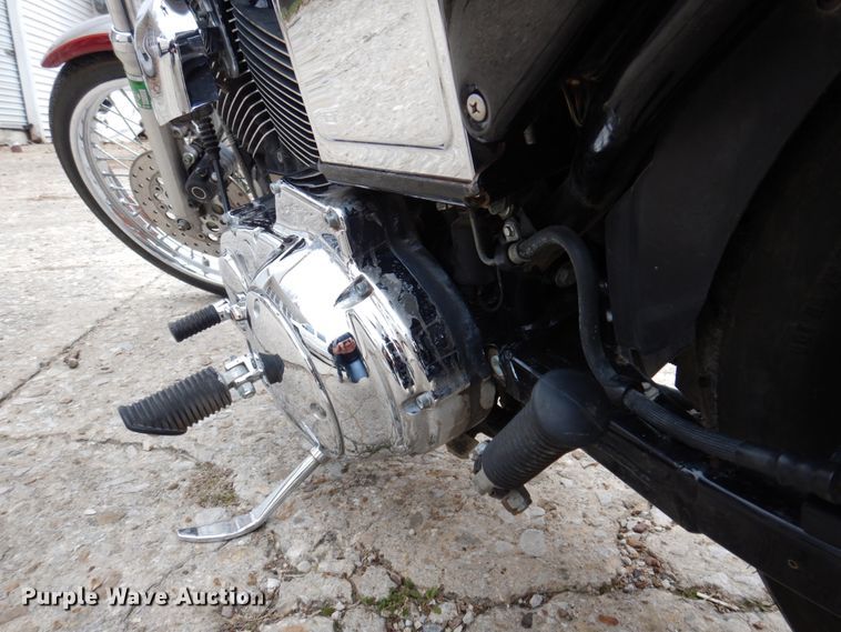 image for item MU9537 1997 Harley Davidson XL 1200C  motorcycle