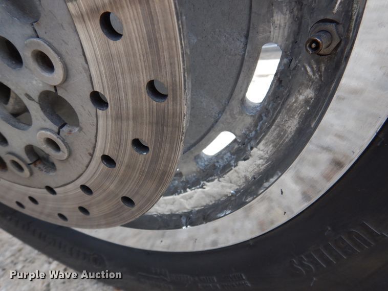 image for item MU9537 1997 Harley Davidson XL 1200C  motorcycle