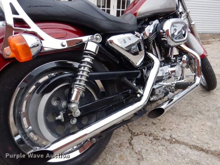 image for item MU9537 1997 Harley Davidson XL 1200C  motorcycle