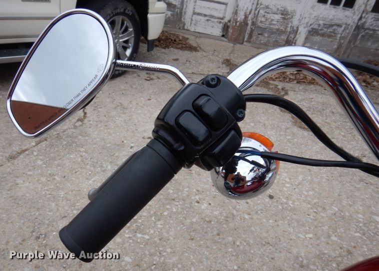 image for item MU9537 1997 Harley Davidson XL 1200C  motorcycle