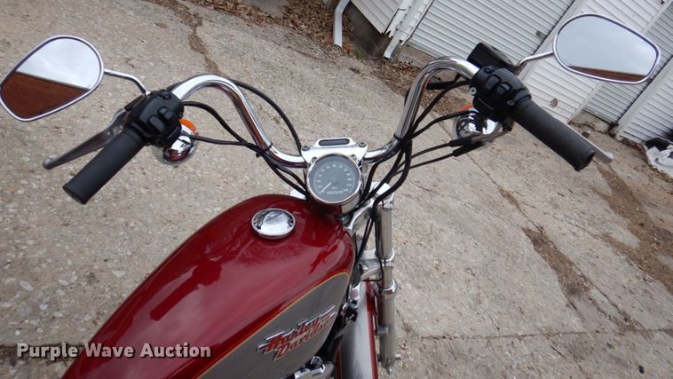 image for item MU9537 1997 Harley Davidson XL 1200C  motorcycle