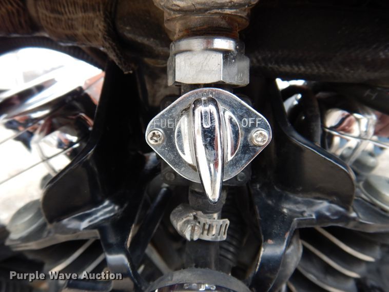 image for item MU9537 1997 Harley Davidson XL 1200C  motorcycle