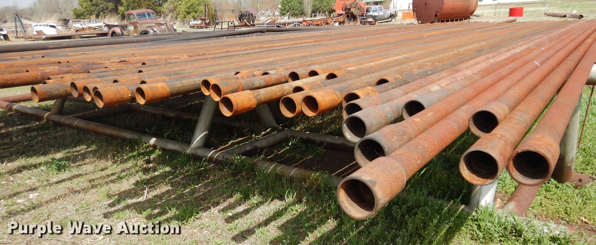 Approximately 94 oilfield pipes in Winfield, KS Item DK0793 sold