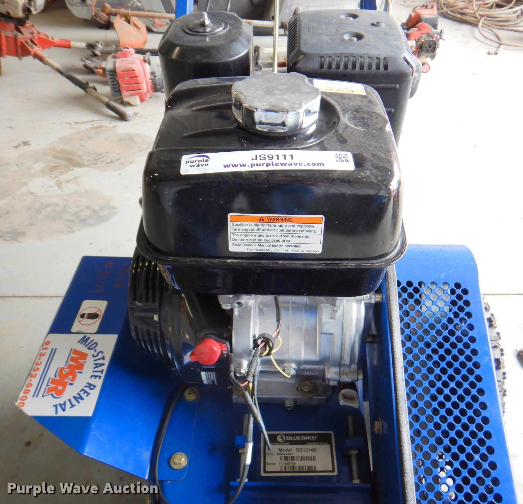 Blue Bird SG1314B stump grinder in Pleasanton, KS Item JS9111 sold