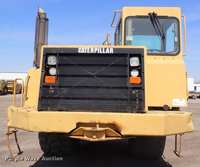 image for item DC4014 1994 Caterpillar 615C Series II  water wagon