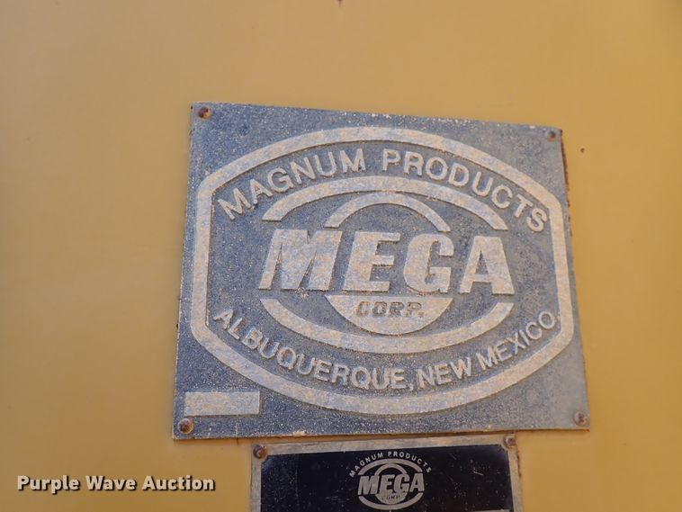 image for item DC4014 1994 Caterpillar 615C Series II  water wagon