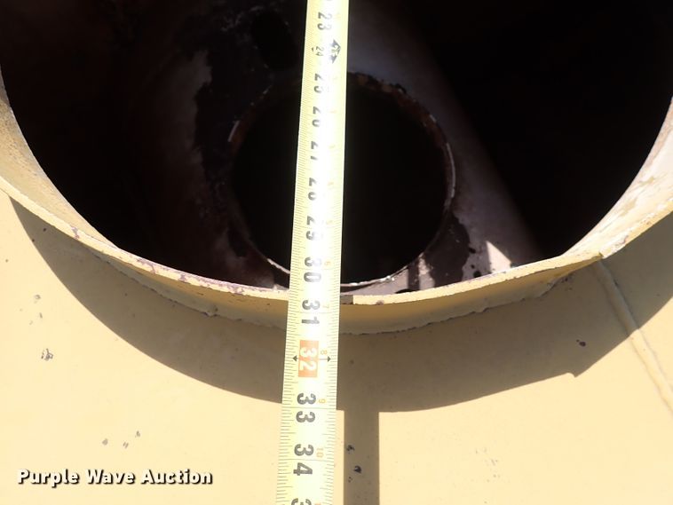 image for item DC4014 1994 Caterpillar 615C Series II  water wagon