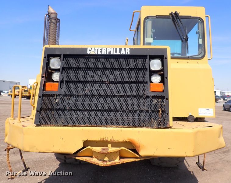 image for item DC4014 1994 Caterpillar 615C Series II  water wagon