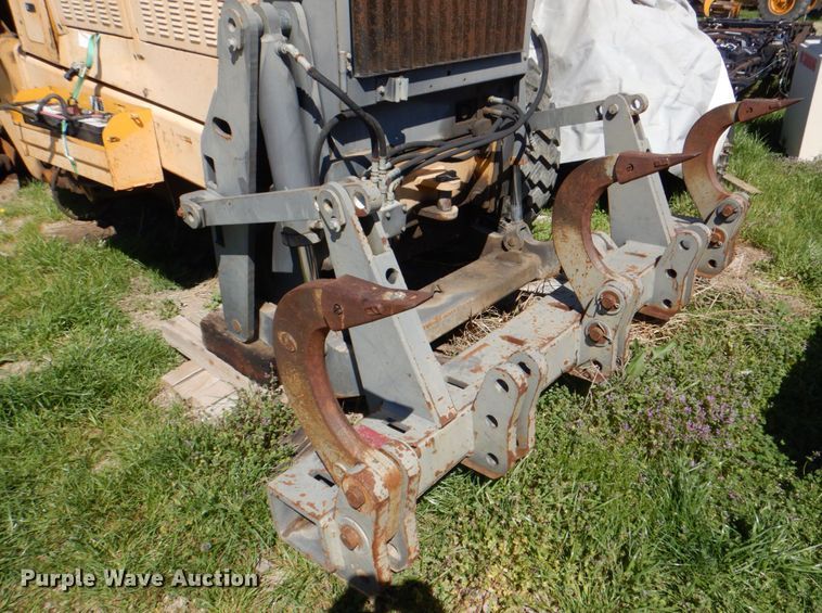 image for item DH7353 2001 Champion 720A  VHP motor grader