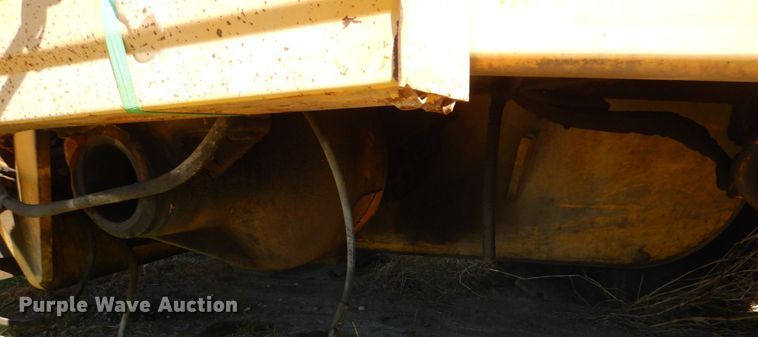 image for item DH7353 2001 Champion 720A  VHP motor grader