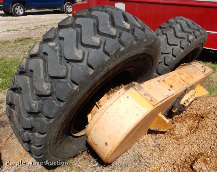 image for item DH7353 2001 Champion 720A  VHP motor grader