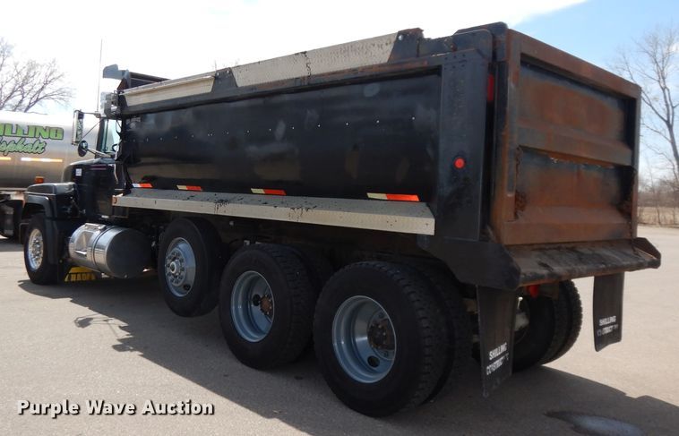 image for item DH8954 2000 Mack RD688S  dump truck