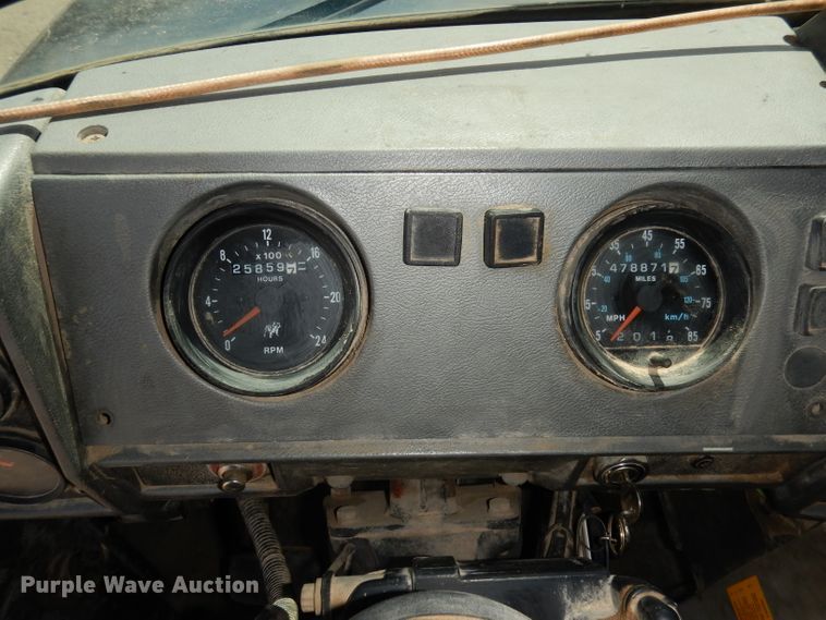 image for item DH8954 2000 Mack RD688S  dump truck