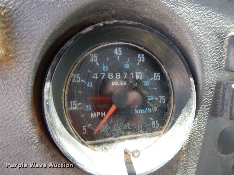 image for item DH8954 2000 Mack RD688S  dump truck