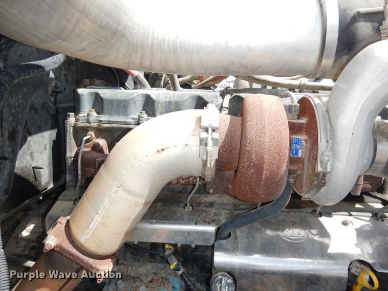 image for item DH8954 2000 Mack RD688S  dump truck