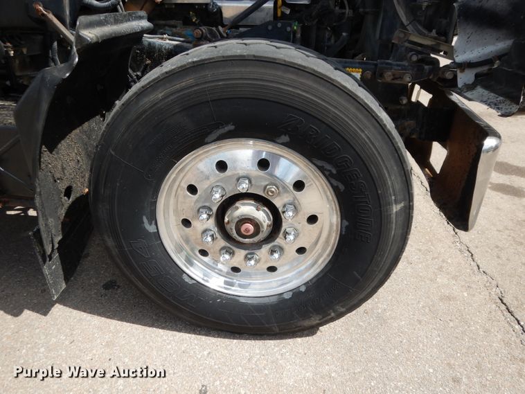 image for item DH8954 2000 Mack RD688S  dump truck