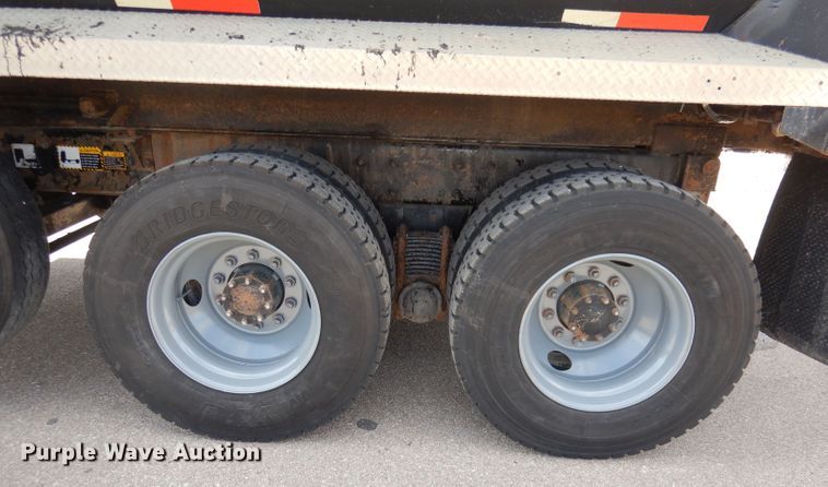 image for item DH8954 2000 Mack RD688S  dump truck