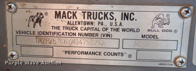 image for item DH8954 2000 Mack RD688S  dump truck