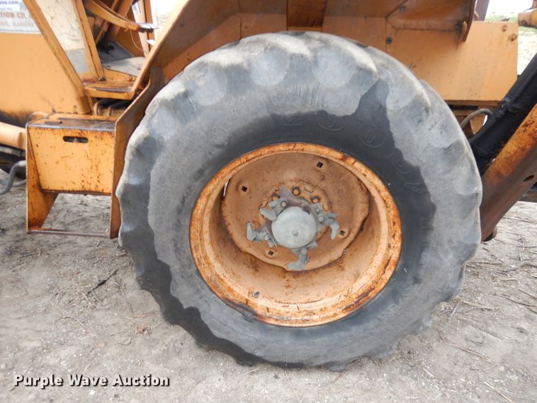 image for item DH8997 1986 Case 580 Super E  backhoe