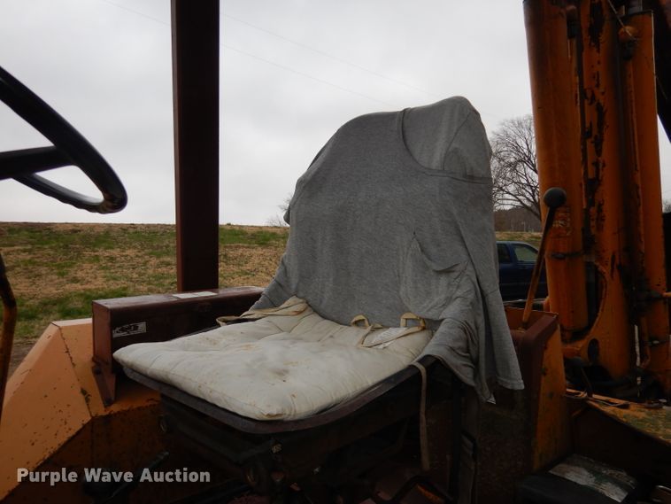 image for item DH8997 1986 Case 580 Super E  backhoe