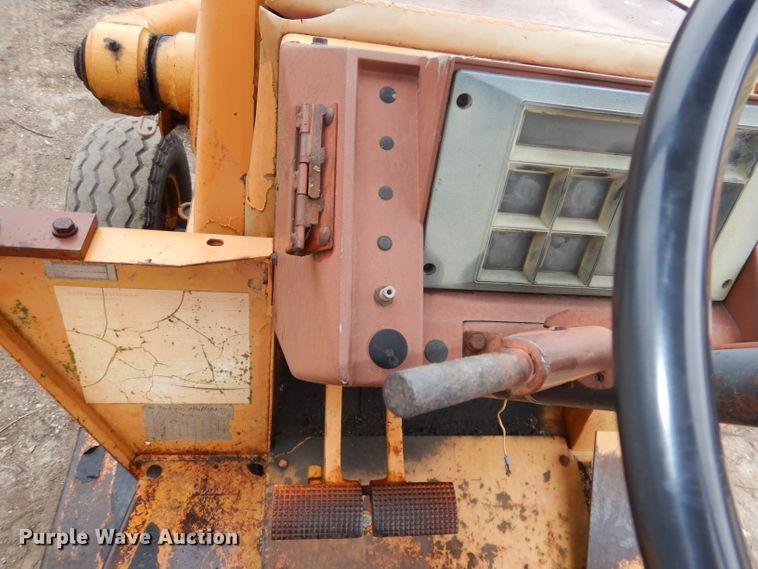 image for item DH8997 1986 Case 580 Super E  backhoe