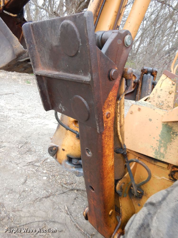 image for item DH8997 1986 Case 580 Super E  backhoe