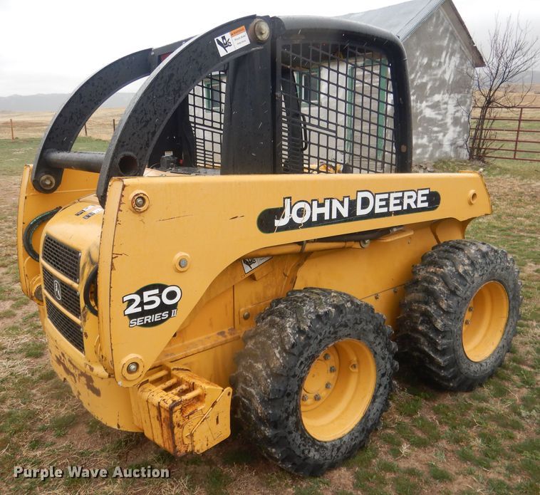 image for item DJ1298 2003 John Deere 250 skid steer loader