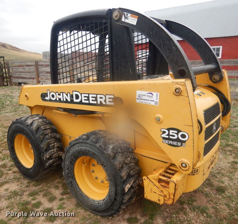 image for item DJ1298 2003 John Deere 250 skid steer loader