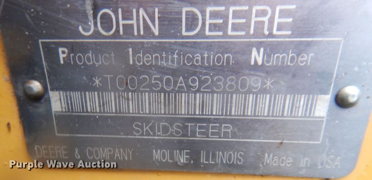 image for item DJ1298 2003 John Deere 250 skid steer loader