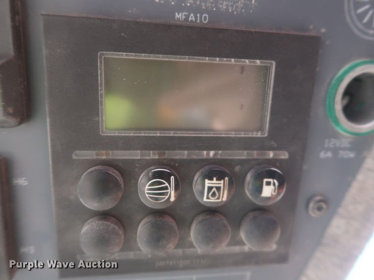 image for item DJ2296 2006 Sandvik Tamrock Ranger 800  rock pilot drill