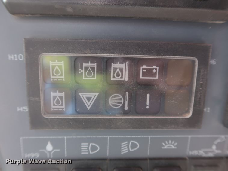 image for item DJ2296 2006 Sandvik Tamrock Ranger 800  rock pilot drill