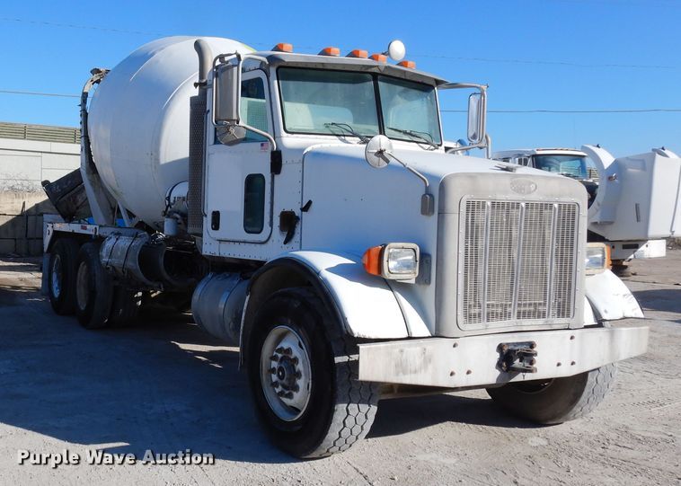 image for item DK0328 2007 Peterbilt 357  ready mix truck