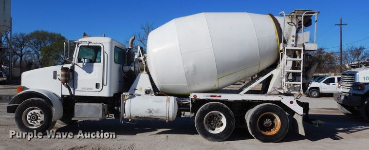 image for item DK0328 2007 Peterbilt 357  ready mix truck