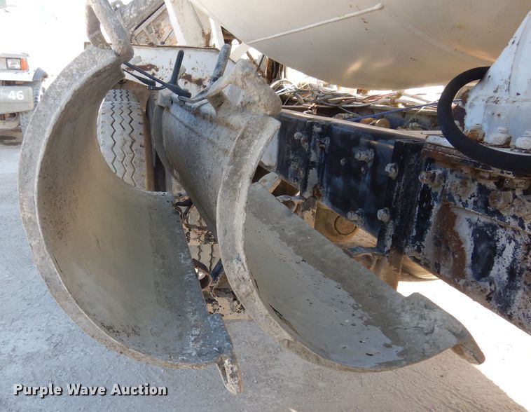 image for item DK0328 2007 Peterbilt 357  ready mix truck