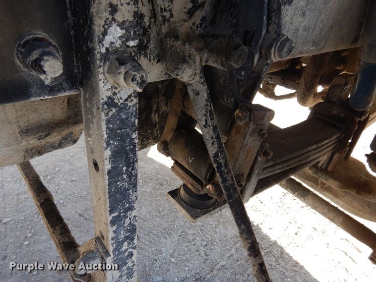 image for item DK0328 2007 Peterbilt 357  ready mix truck