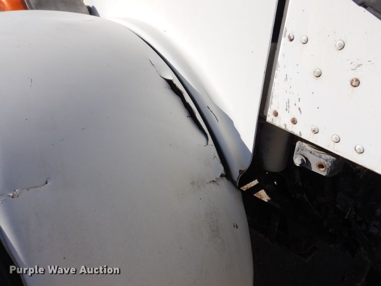 image for item DK0328 2007 Peterbilt 357  ready mix truck