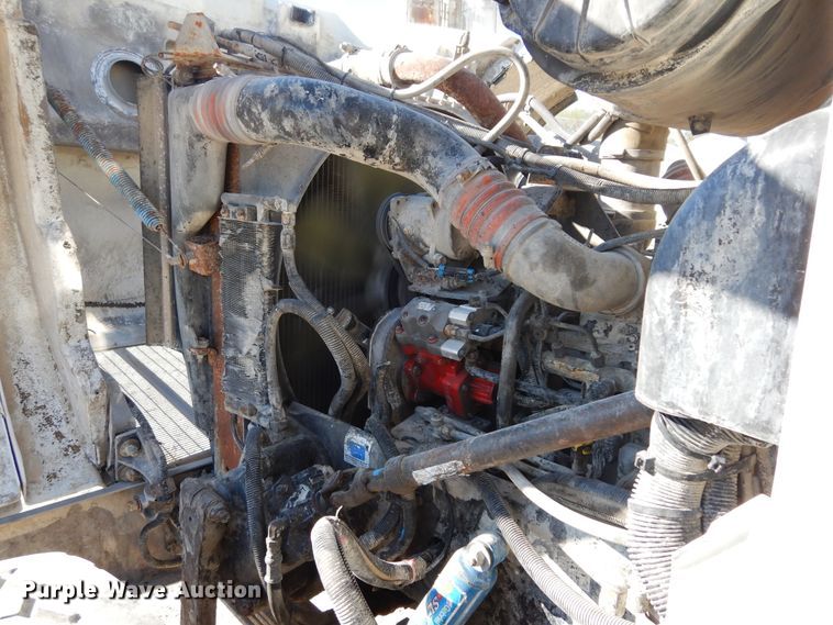 image for item DK0328 2007 Peterbilt 357  ready mix truck