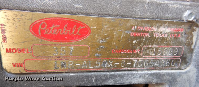 image for item DK0328 2007 Peterbilt 357  ready mix truck