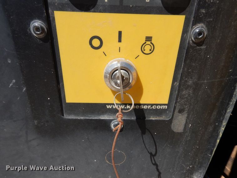 image for item DK0332 Kaeser M122  air compressor