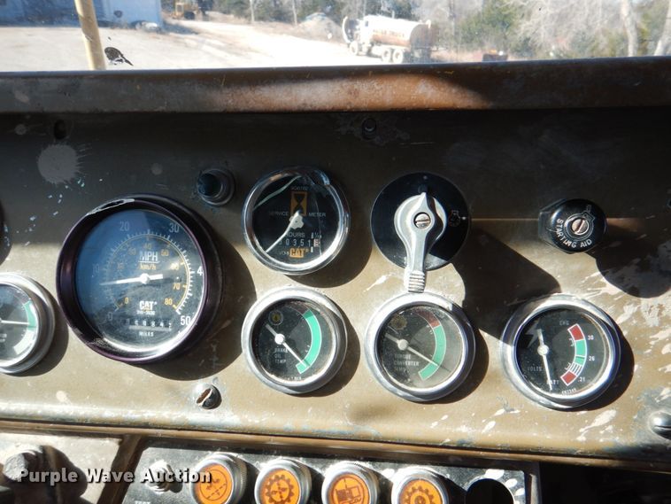 image for item DK3640 1983 Caterpillar 773B  haul truck