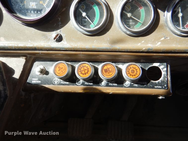 image for item DK3640 1983 Caterpillar 773B  haul truck