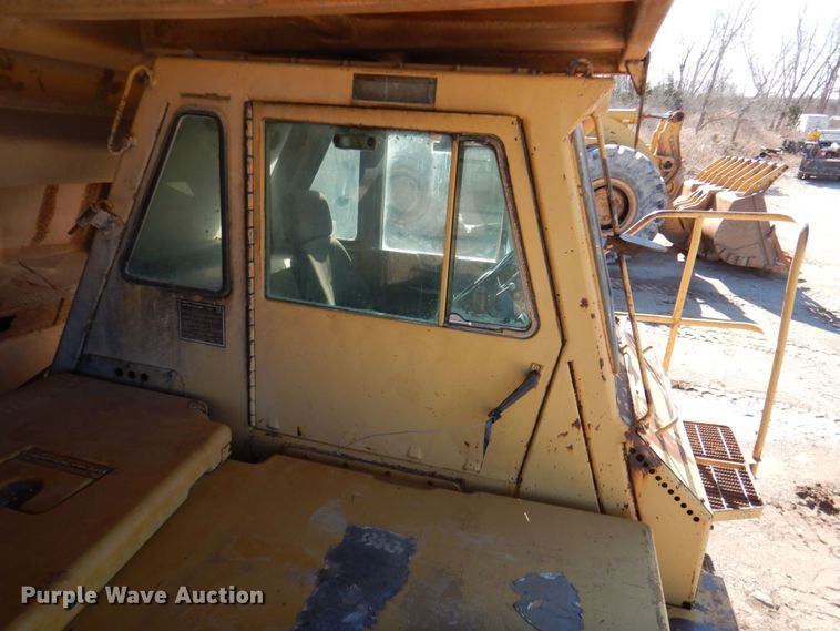 image for item DK3640 1983 Caterpillar 773B  haul truck