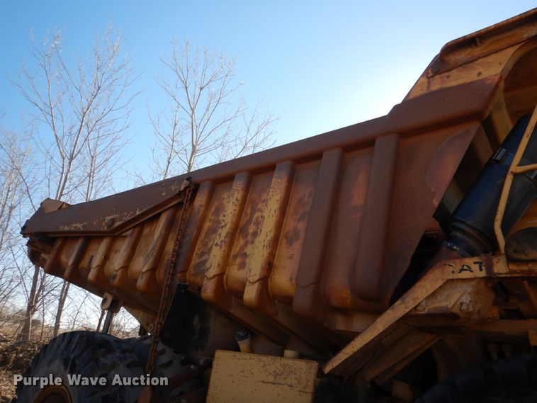 image for item DK3640 1983 Caterpillar 773B  haul truck