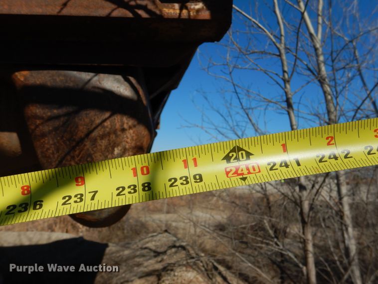 image for item DK3640 1983 Caterpillar 773B  haul truck