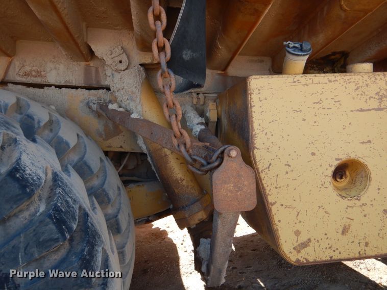 image for item DK3640 1983 Caterpillar 773B  haul truck