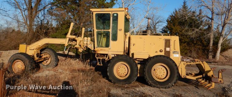 image for item DK3646 1983 Caterpillar 12G  motor grader